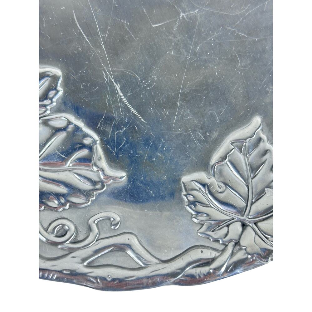 Arthur Court 2000 Aluminum Round Serving Plate Grape Design 7 7/8" Diameter - Picture 4 of 6